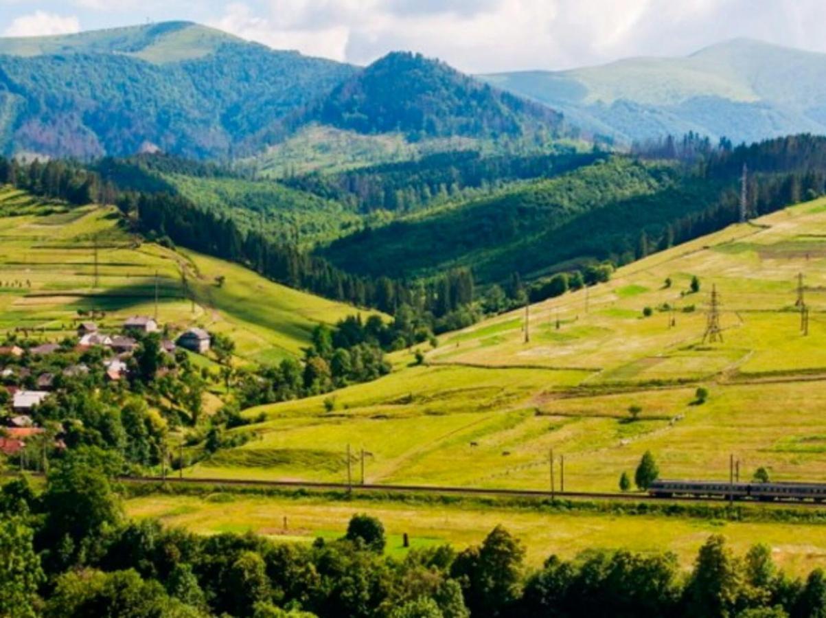 Над Вичов Volovets Esterno foto